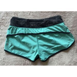 Lululemon Women's Run Speed Short Green Running Lined‎ Hotty Hot Pocket Sz 4